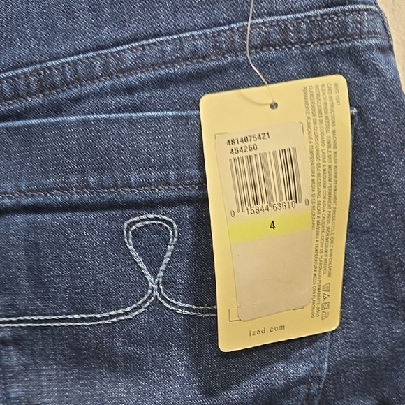 Izod Dark Wash Denim Capris Woman's size 4 - Picture 13 of 13